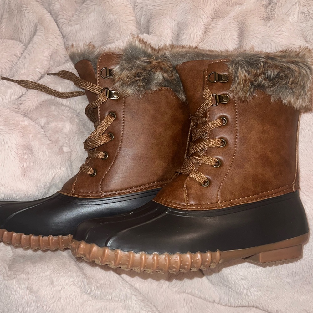 Portland Boot Company- NEW- Duck Boot- size 9